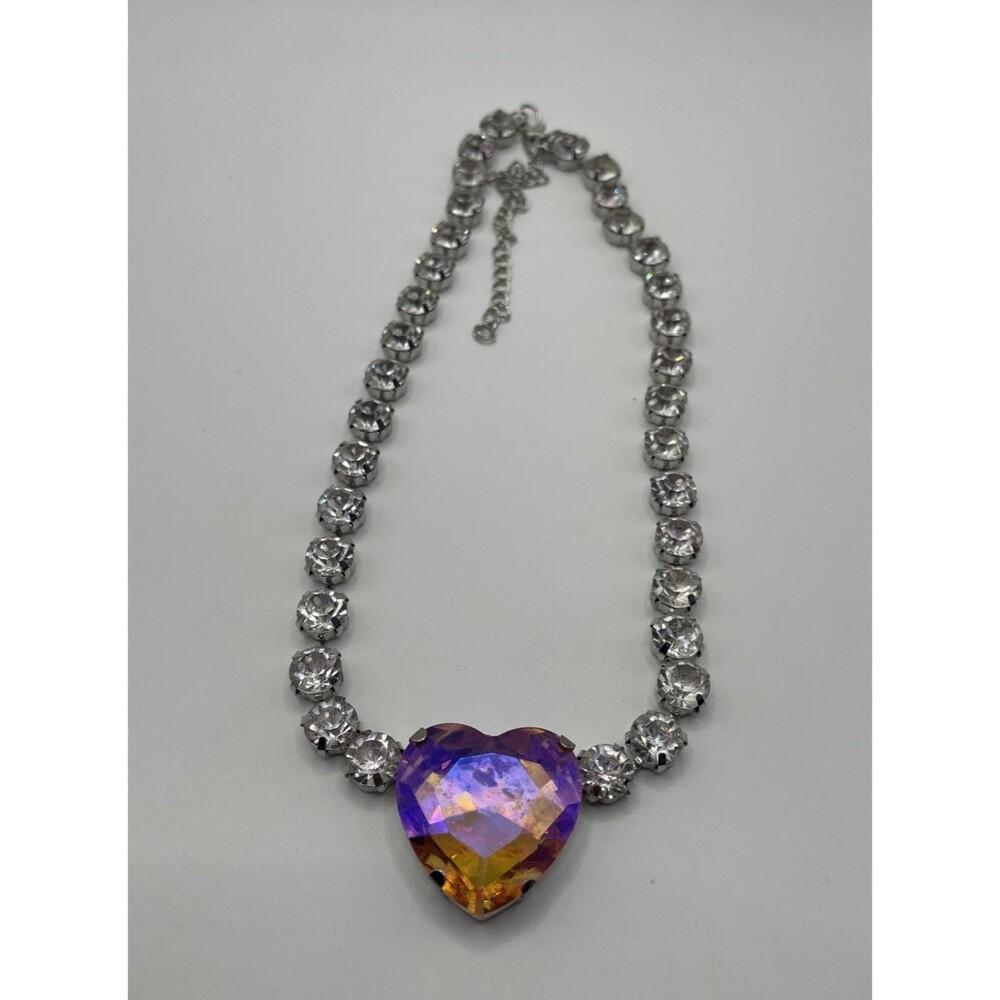Paparazzi Heart In My Throat IRIDESCENT Multicolor Necklace Pink 15” - Picture 2 of 2